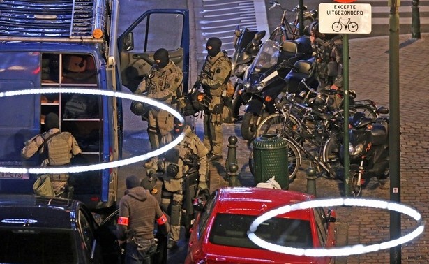 Attentats de Paris: deux frères interpellés à Bruxelles